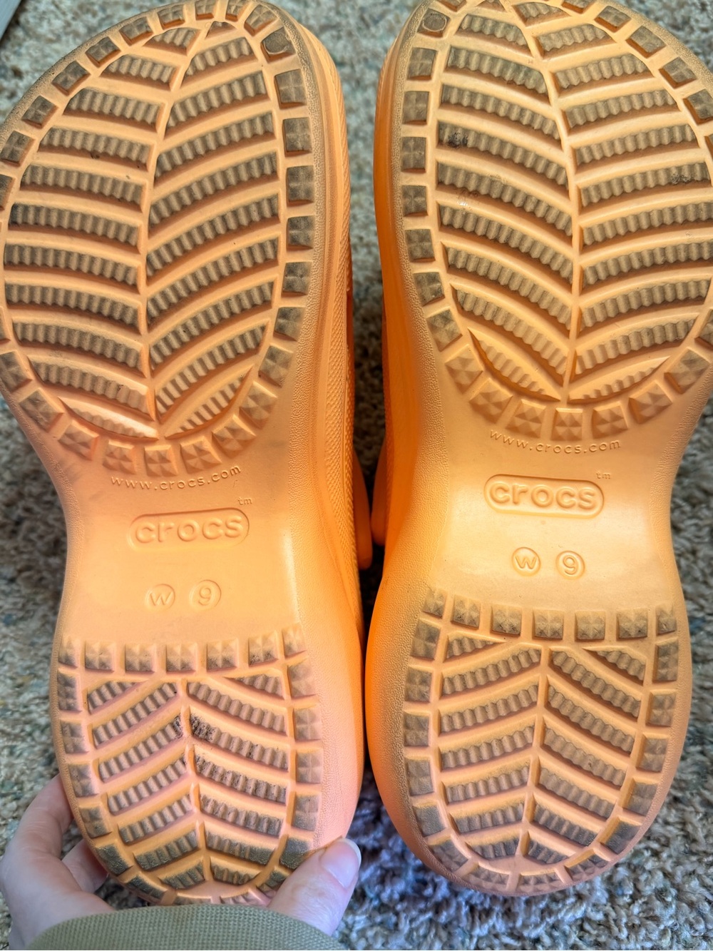 CROCS Classic-Style Clog in Vibrant Orange - Picture 6 of 6